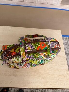 THREE PIECE SET! Vera Bradley Weekender  w/matching Cosmetic case (and tag)